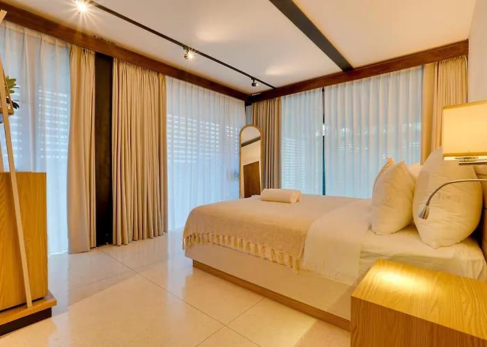 Modern Luxury 4br Pasisi 12 In